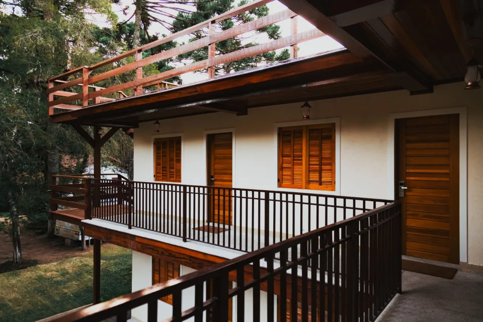 Phòng sau khi dọn — sẵn sàng đón khách
